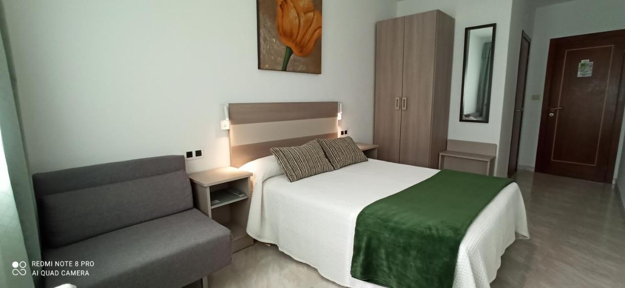Hostal Rivas Финистере Екстериор снимка